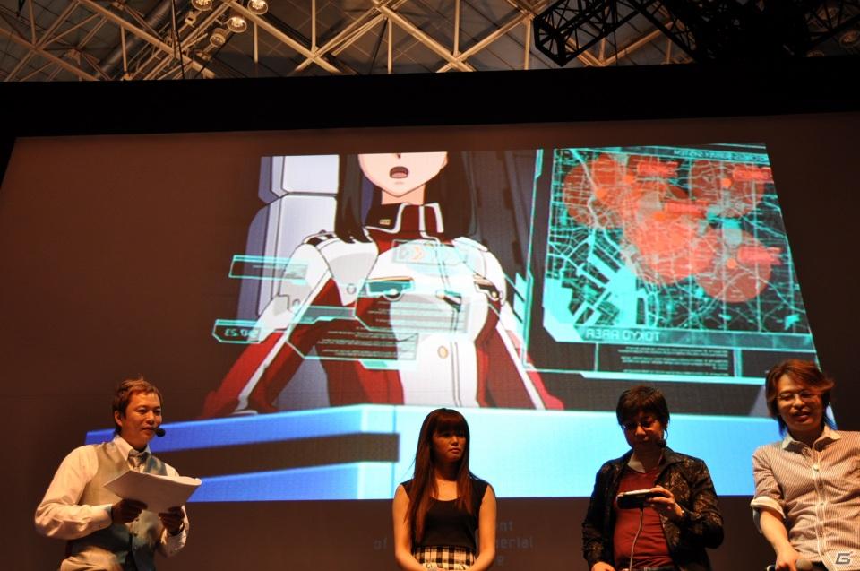 【TGS 2011】ゲストに遠藤綾さんと山口理恵さんを迎えてトーク＆ミニライブ＆実機デモプレイ実施。PSP「戦律のストラタス」スペシャルステージレポートの画像84