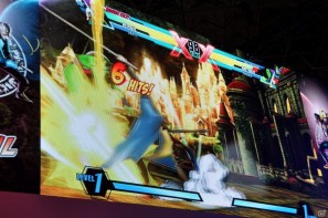 【TGS 2011】バージル、そしてアイアンフィストが参戦決定！デモプレイでは会場からの挑戦者にバージルでボコられるNeo_G！？「ULTIMATE MARVEL VS.CAPCOM 3」スペシャルステージレポの画像76