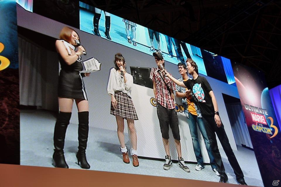 【TGS 2011】バージル、そしてアイアンフィストが参戦決定！デモプレイでは会場からの挑戦者にバージルでボコられるNeo_G！？「ULTIMATE MARVEL VS.CAPCOM 3」スペシャルステージレポの画像112