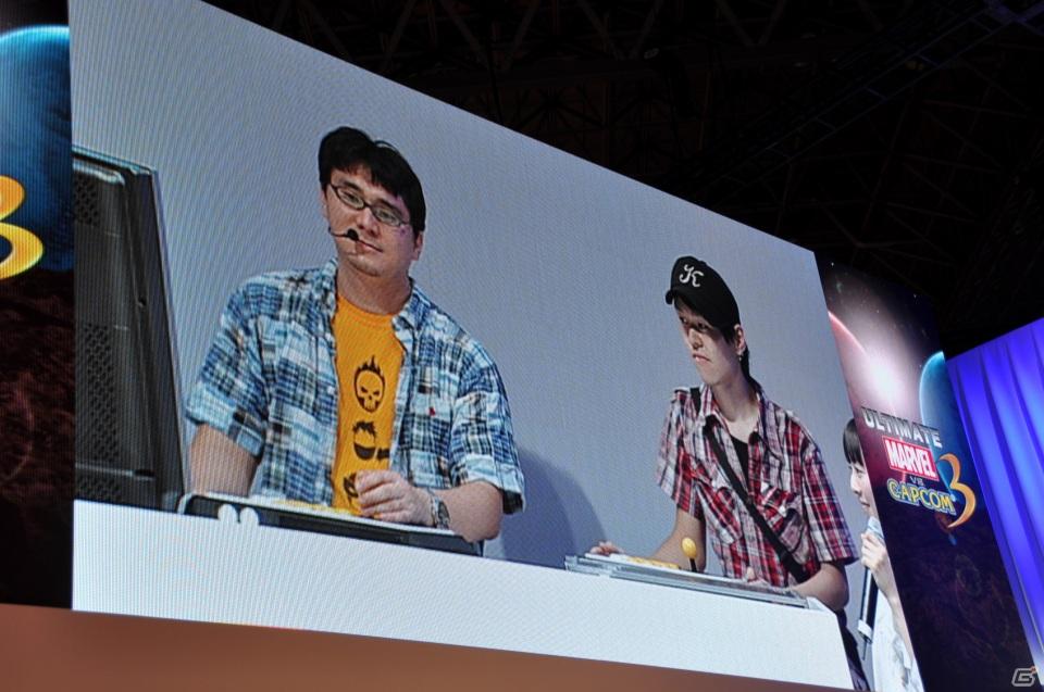 【TGS 2011】バージル、そしてアイアンフィストが参戦決定！デモプレイでは会場からの挑戦者にバージルでボコられるNeo_G！？「ULTIMATE MARVEL VS.CAPCOM 3」スペシャルステージレポの画像115