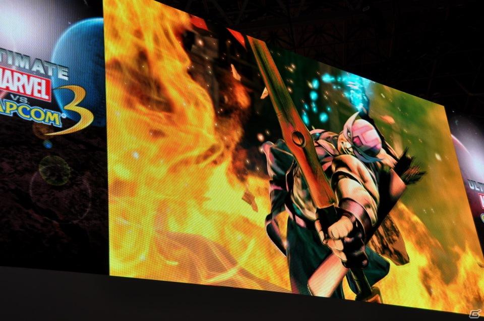 【TGS 2011】バージル、そしてアイアンフィストが参戦決定！デモプレイでは会場からの挑戦者にバージルでボコられるNeo_G！？「ULTIMATE MARVEL VS.CAPCOM 3」スペシャルステージレポの画像12
