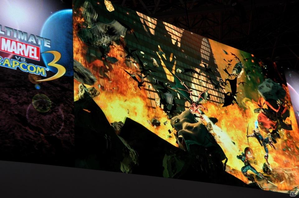 【TGS 2011】バージル、そしてアイアンフィストが参戦決定！デモプレイでは会場からの挑戦者にバージルでボコられるNeo_G！？「ULTIMATE MARVEL VS.CAPCOM 3」スペシャルステージレポの画像15