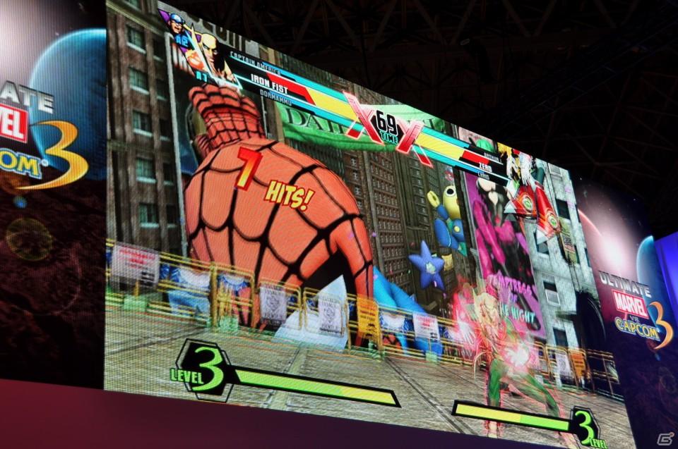 【TGS 2011】バージル、そしてアイアンフィストが参戦決定！デモプレイでは会場からの挑戦者にバージルでボコられるNeo_G！？「ULTIMATE MARVEL VS.CAPCOM 3」スペシャルステージレポの画像25