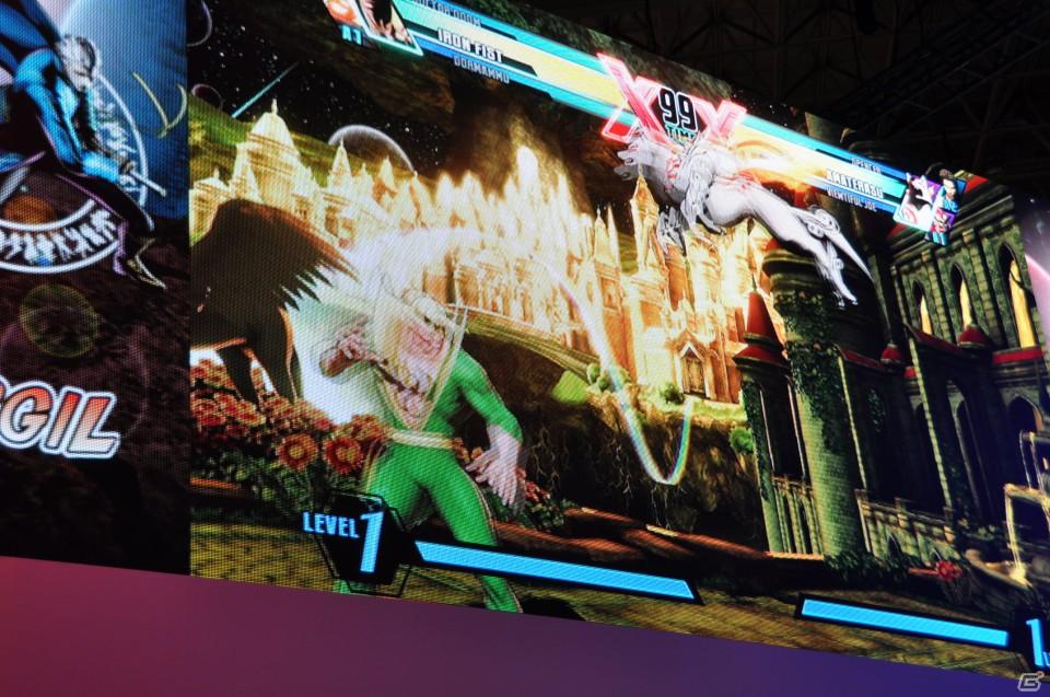 【TGS 2011】バージル、そしてアイアンフィストが参戦決定！デモプレイでは会場からの挑戦者にバージルでボコられるNeo_G！？「ULTIMATE MARVEL VS.CAPCOM 3」スペシャルステージレポの画像55