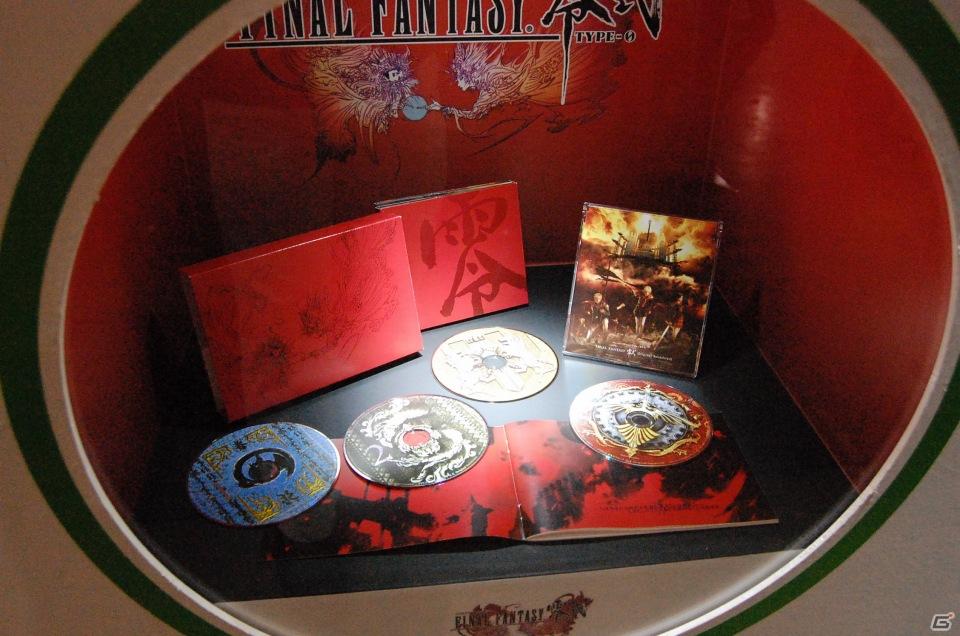 【TGS 2011】フィギュアから抱き枕まで！ゲームグッズ満載の物販コーナーレポートの画像20