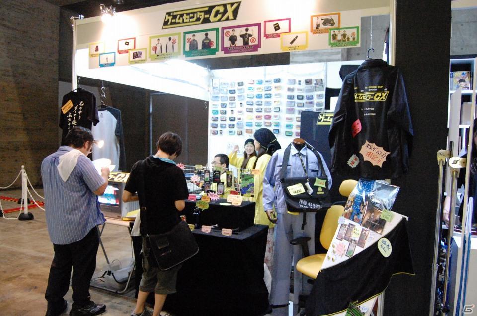 【TGS 2011】フィギュアから抱き枕まで！ゲームグッズ満載の物販コーナーレポートの画像33