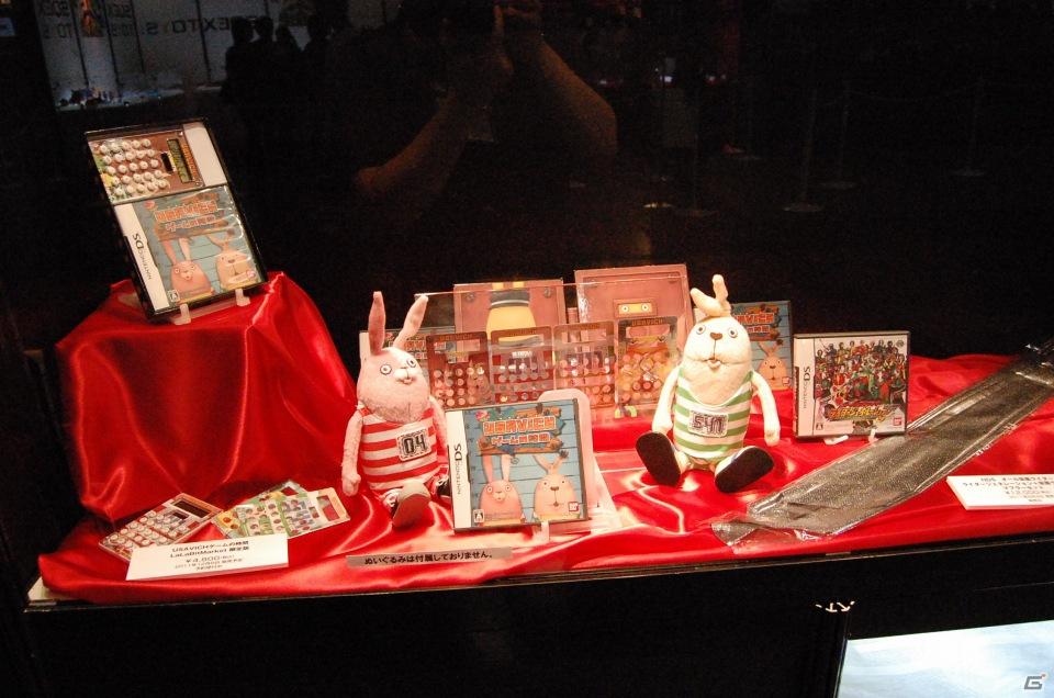 【TGS 2011】フィギュアから抱き枕まで！ゲームグッズ満載の物販コーナーレポートの画像4