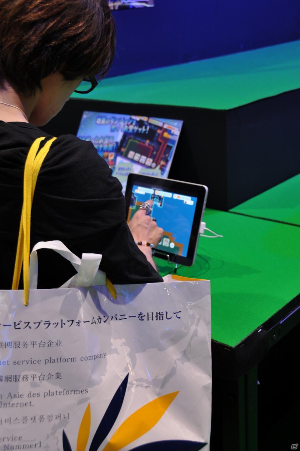 【TGS 2011】勢いを感じるモバイル＆ソーシャルゲームコーナーレポートの画像30