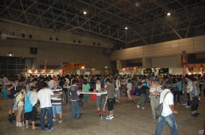 【TGS 2011】定番のカレーやラーメンからスクール水着まで！飲食コーナーレポートの画像13