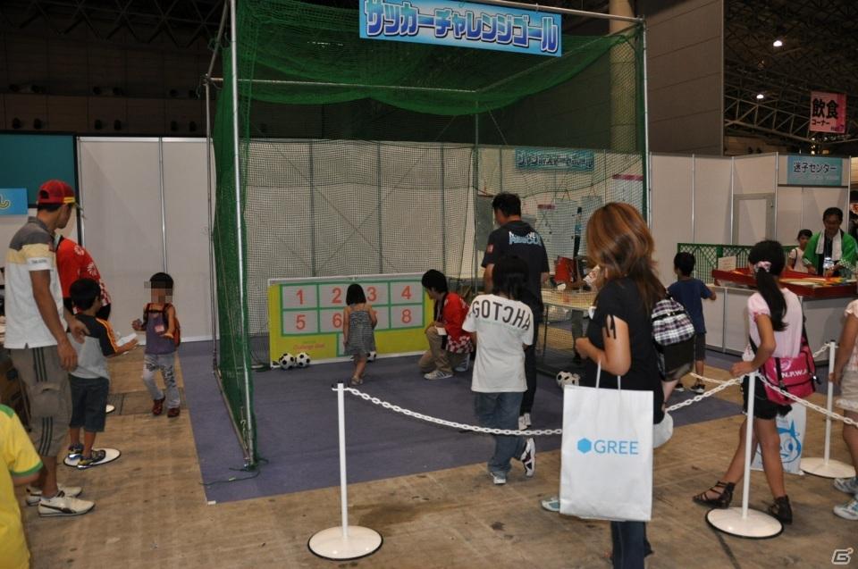 【TGS 2011】仮面ライダー フォーゼにクッキングママも！家族で楽しめるファミリーコーナーレポートの画像1