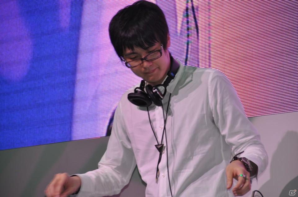 【TGS 2011】ゲストに「sasakure.UK」氏を招いてライヴアクトを繰り広げる！PSP「セブンスドラゴン2020」スペシャルステージにはたくさんのファンが集うの画像68
