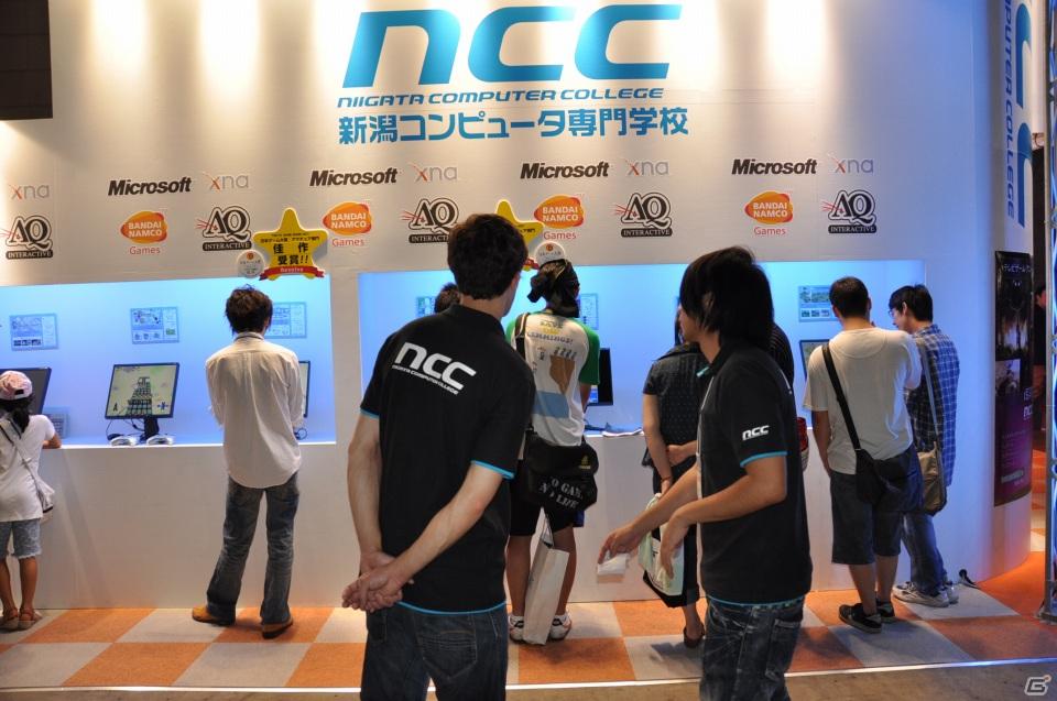 【TGS 2011】試遊台やイラスト展示など学生の作品を展示したゲームスクールコーナーレポートの画像32
