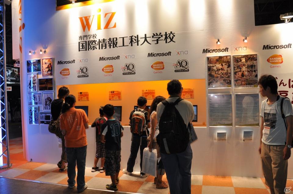 【TGS 2011】試遊台やイラスト展示など学生の作品を展示したゲームスクールコーナーレポートの画像38