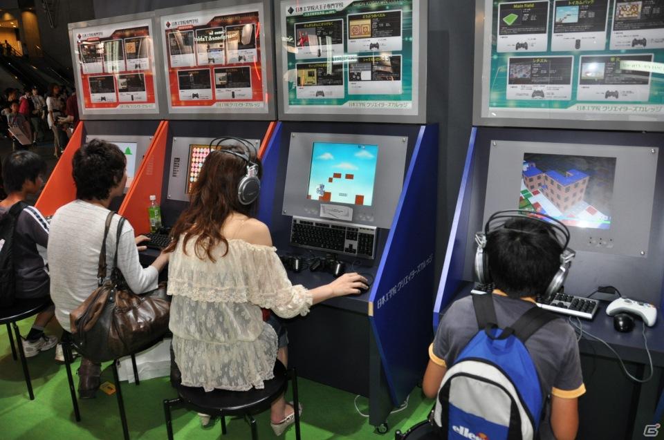 【TGS 2011】試遊台やイラスト展示など学生の作品を展示したゲームスクールコーナーレポートの画像7