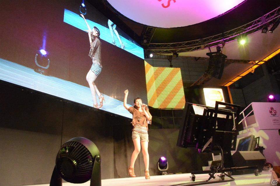 【TGS 2011】「テイルズ オブ ジ アビス」や「ゴッドイーターバースト」、ナムコキャラクターが参戦決定！「ヴァイスシュヴァルツ ポータブル」ステージレポートの画像22
