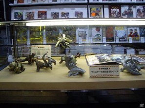 東京ゲームショウ2011で展示販売されたカプコン最新書籍をドドーンとレポート！の画像3