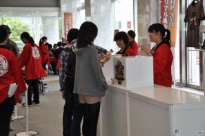 ゲストにゴマキ＆モンハン芸人も駆けつけた！MHP3rd狩王の座は福岡地区大会代表「∞（インフィニティ)」に決定「モンスターハンターフェスタ’11」決勝大会レポートの画像60