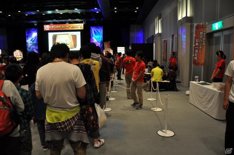 ゲストにゴマキ＆モンハン芸人も駆けつけた！MHP3rd狩王の座は福岡地区大会代表「∞（インフィニティ)」に決定「モンスターハンターフェスタ’11」決勝大会レポートの画像22