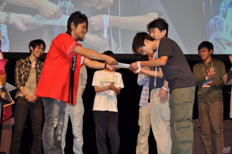 ゲストにゴマキ＆モンハン芸人も駆けつけた！MHP3rd狩王の座は福岡地区大会代表「∞（インフィニティ)」に決定「モンスターハンターフェスタ’11」決勝大会レポートの画像249