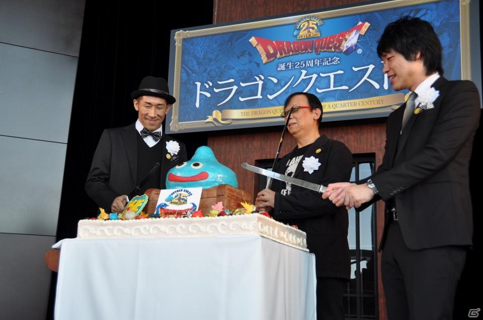 鳥山明氏の原画が約60点展示、サポーターの麒麟と堀井雄二氏が記念ケーキ入刀！「誕生25周年記念 ドラゴンクエスト展」プレス内覧会レポートの画像151