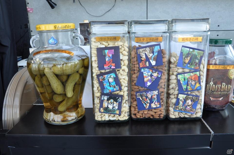 鳥山明氏の原画が約60点展示、サポーターの麒麟と堀井雄二氏が記念ケーキ入刀！「誕生25周年記念 ドラゴンクエスト展」プレス内覧会レポートの画像161