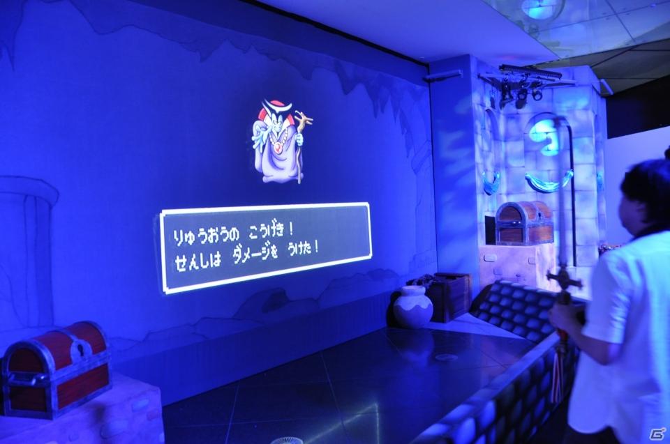 鳥山明氏の原画が約60点展示、サポーターの麒麟と堀井雄二氏が記念ケーキ入刀！「誕生25周年記念 ドラゴンクエスト展」プレス内覧会レポートの画像47