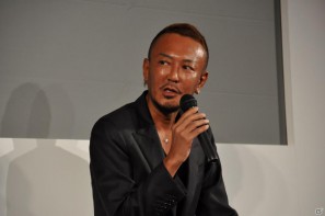 ゲストに名越稔洋氏とZEEBRA氏が登壇、ゲームの世界観を忠実に再現したパチンコ新機種「CR龍が如く 見参！」プレス発表会開催の画像200