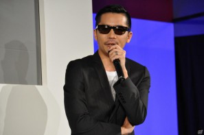 ゲストに名越稔洋氏とZEEBRA氏が登壇、ゲームの世界観を忠実に再現したパチンコ新機種「CR龍が如く 見参！」プレス発表会開催の画像213