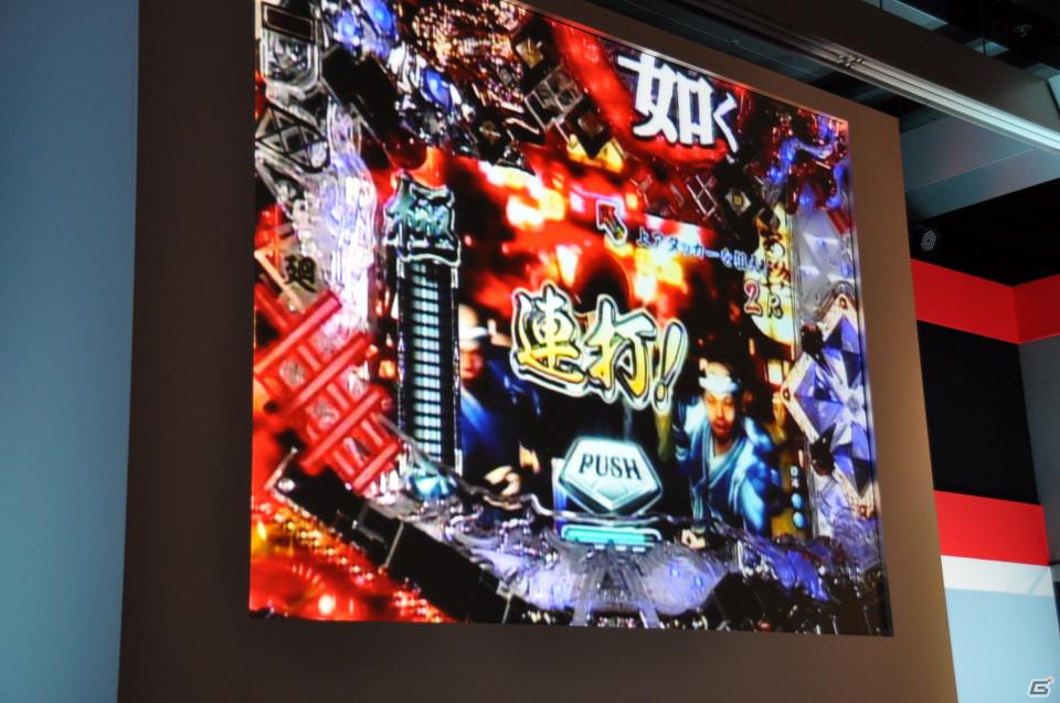 ゲストに名越稔洋氏とZEEBRA氏が登壇、ゲームの世界観を忠実に再現したパチンコ新機種「CR龍が如く 見参！」プレス発表会開催の画像141