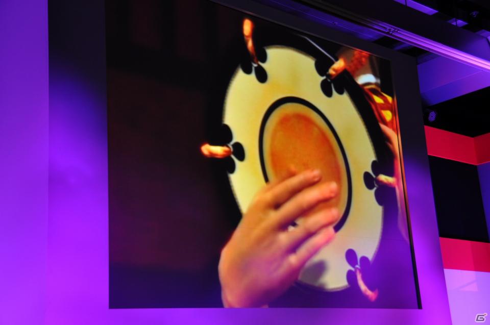 ゲストに名越稔洋氏とZEEBRA氏が登壇、ゲームの世界観を忠実に再現したパチンコ新機種「CR龍が如く 見参！」プレス発表会開催の画像21