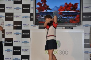 次長課長河本さん、藤本美貴さん、小倉優子さんがゴルフで対決！Xbox 360 Kinect専用「Kinect スポーツ：シーズン 2」発売記念イベントをレポートの画像49