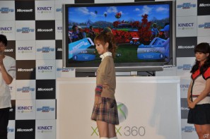 次長課長河本さん、藤本美貴さん、小倉優子さんがゴルフで対決！Xbox 360 Kinect専用「Kinect スポーツ：シーズン 2」発売記念イベントをレポートの画像56