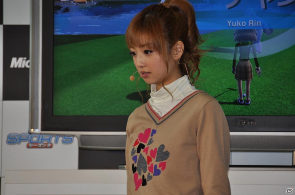 次長課長河本さん、藤本美貴さん、小倉優子さんがゴルフで対決！Xbox 360 Kinect専用「Kinect スポーツ：シーズン 2」発売記念イベントをレポートの画像69