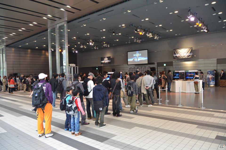 ゲストに麒麟も登場！20台の試遊台が設置されたPS3/Xbox 3/PC「バトルフィールド 3」発売記念イベントを開催の画像1