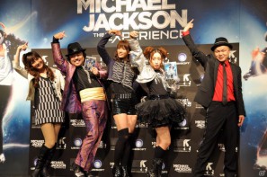 秋元才加さん、梅田彩佳さん、西寺郷太さん、パパイヤ鈴木さん全員でダンス対決！PS3/Xbox 360/Wii「マイケル・ジャクソン ザ・エクスペリエンス」カウントダウンイベントレポートの画像136