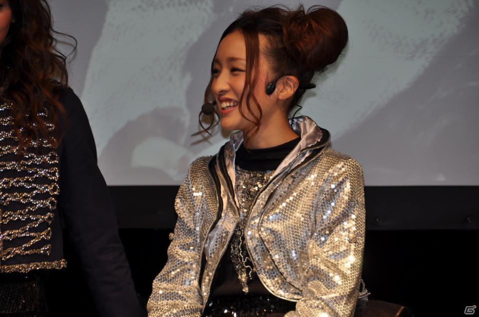 秋元才加さん、梅田彩佳さん、西寺郷太さん、パパイヤ鈴木さん全員でダンス対決！PS3/Xbox 360/Wii「マイケル・ジャクソン ザ・エクスペリエンス」カウントダウンイベントレポートの画像22