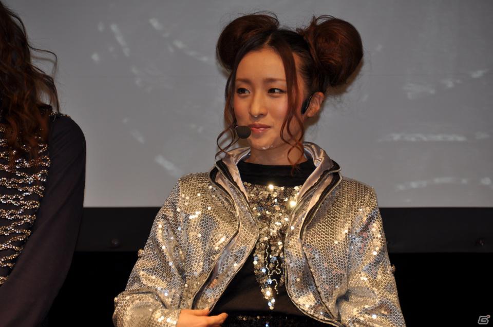 秋元才加さん、梅田彩佳さん、西寺郷太さん、パパイヤ鈴木さん全員でダンス対決！PS3/Xbox 360/Wii「マイケル・ジャクソン ザ・エクスペリエンス」カウントダウンイベントレポートの画像23