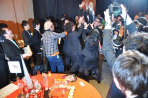 ラストを華々しく飾るスペシャルゲストが登壇！「KONAMI Arcade Championship 2011 グランドフィナーレ ～授賞祝賀会～」イベントレポートの画像196