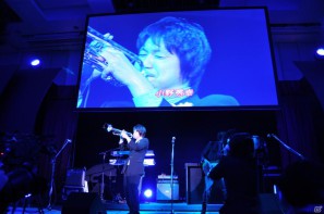 ラストを華々しく飾るスペシャルゲストが登壇！「KONAMI Arcade Championship 2011 グランドフィナーレ ～授賞祝賀会～」イベントレポートの画像215