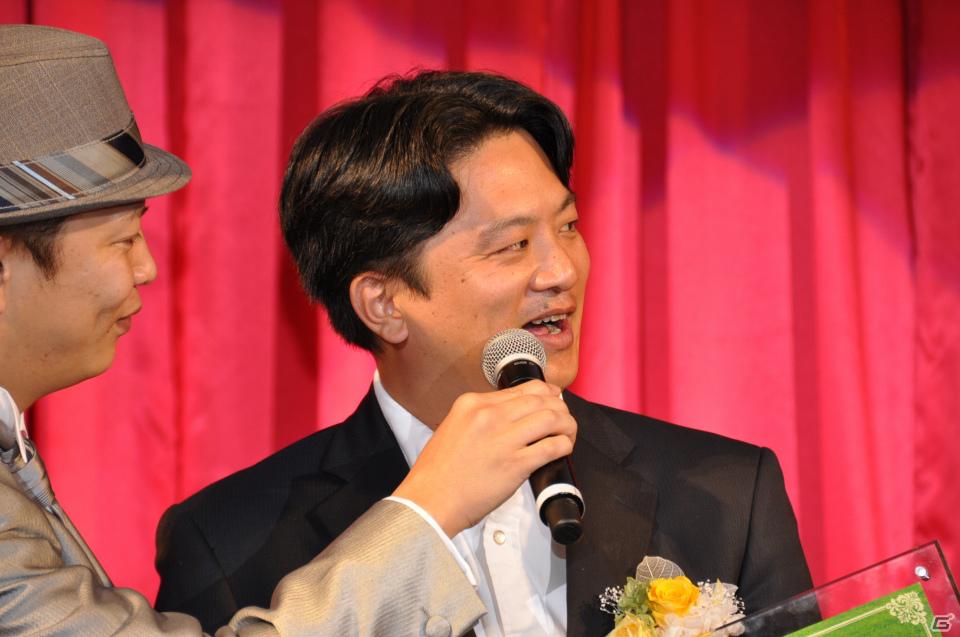 ラストを華々しく飾るスペシャルゲストが登壇！「KONAMI Arcade Championship 2011 グランドフィナーレ ～授賞祝賀会～」イベントレポートの画像128