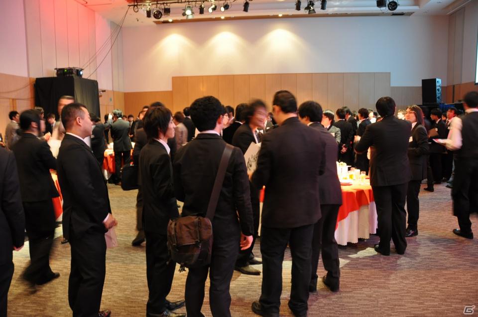 ラストを華々しく飾るスペシャルゲストが登壇！「KONAMI Arcade Championship 2011 グランドフィナーレ ～授賞祝賀会～」イベントレポートの画像141