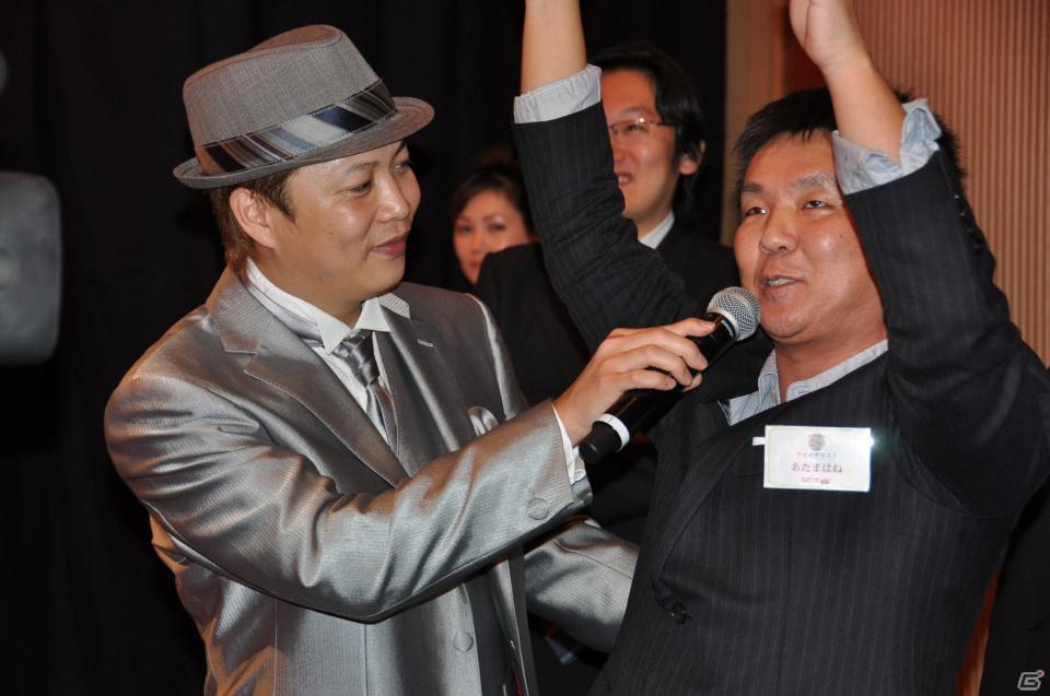 ラストを華々しく飾るスペシャルゲストが登壇！「KONAMI Arcade Championship 2011 グランドフィナーレ ～授賞祝賀会～」イベントレポートの画像181