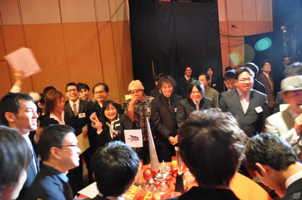 ラストを華々しく飾るスペシャルゲストが登壇！「KONAMI Arcade Championship 2011 グランドフィナーレ ～授賞祝賀会～」イベントレポートの画像191