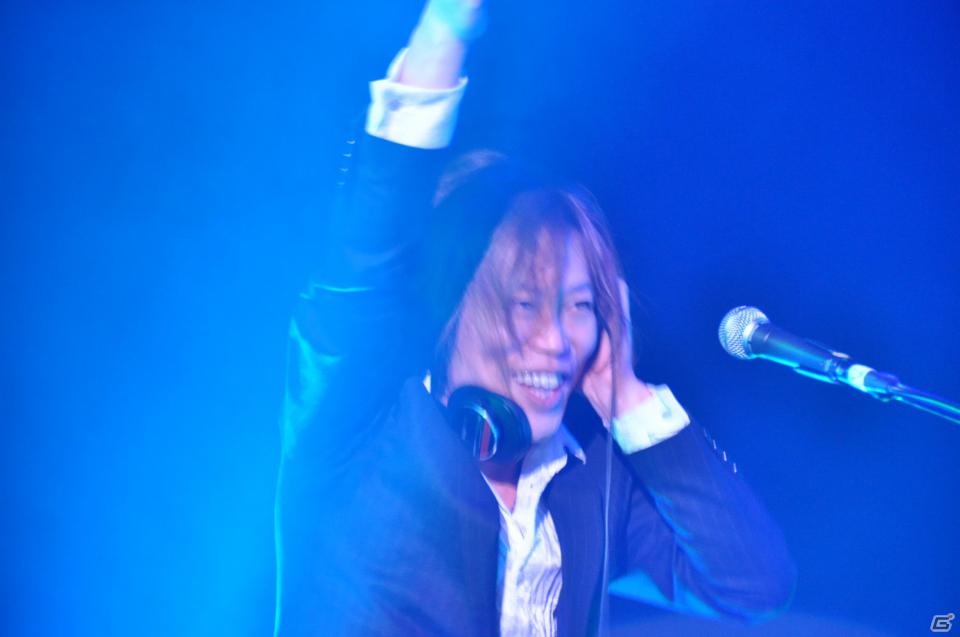 ラストを華々しく飾るスペシャルゲストが登壇！「KONAMI Arcade Championship 2011 グランドフィナーレ ～授賞祝賀会～」イベントレポートの画像246