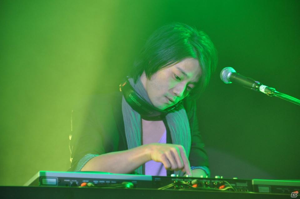 ラストを華々しく飾るスペシャルゲストが登壇！「KONAMI Arcade Championship 2011 グランドフィナーレ ～授賞祝賀会～」イベントレポートの画像252