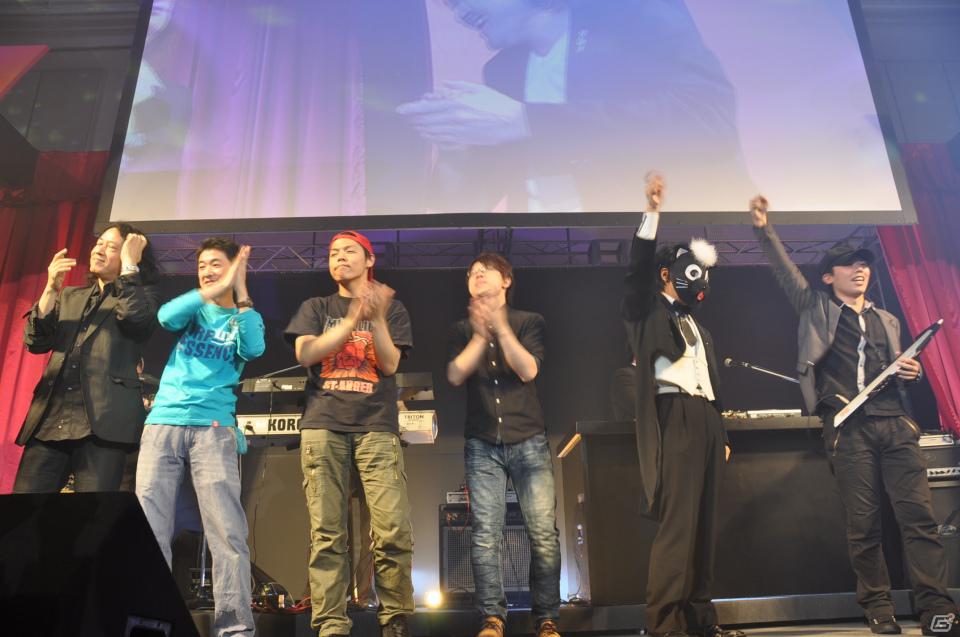 ラストを華々しく飾るスペシャルゲストが登壇！「KONAMI Arcade Championship 2011 グランドフィナーレ ～授賞祝賀会～」イベントレポートの画像266