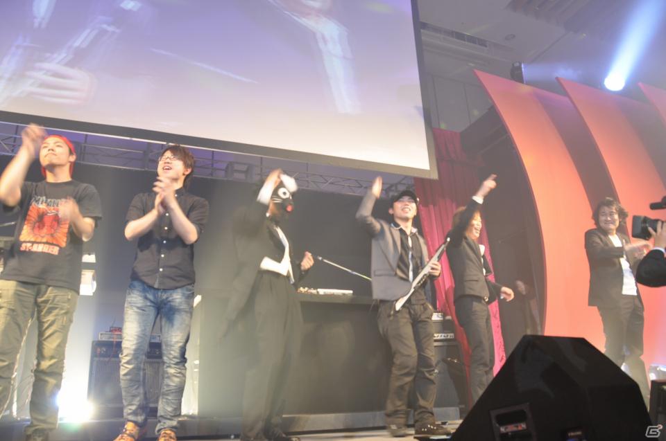 ラストを華々しく飾るスペシャルゲストが登壇！「KONAMI Arcade Championship 2011 グランドフィナーレ ～授賞祝賀会～」イベントレポートの画像267