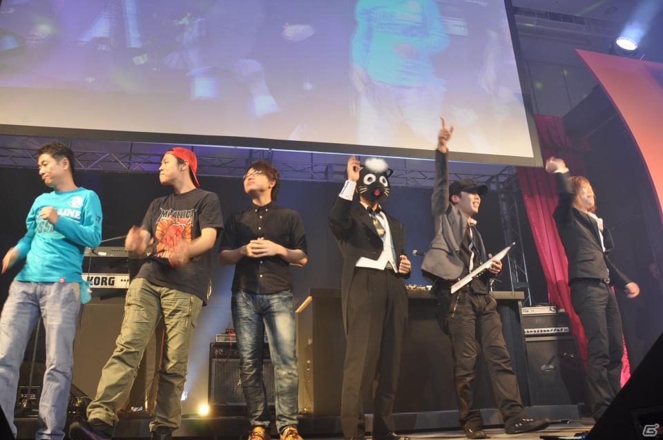 ラストを華々しく飾るスペシャルゲストが登壇！「KONAMI Arcade Championship 2011 グランドフィナーレ ～授賞祝賀会～」イベントレポートの画像271