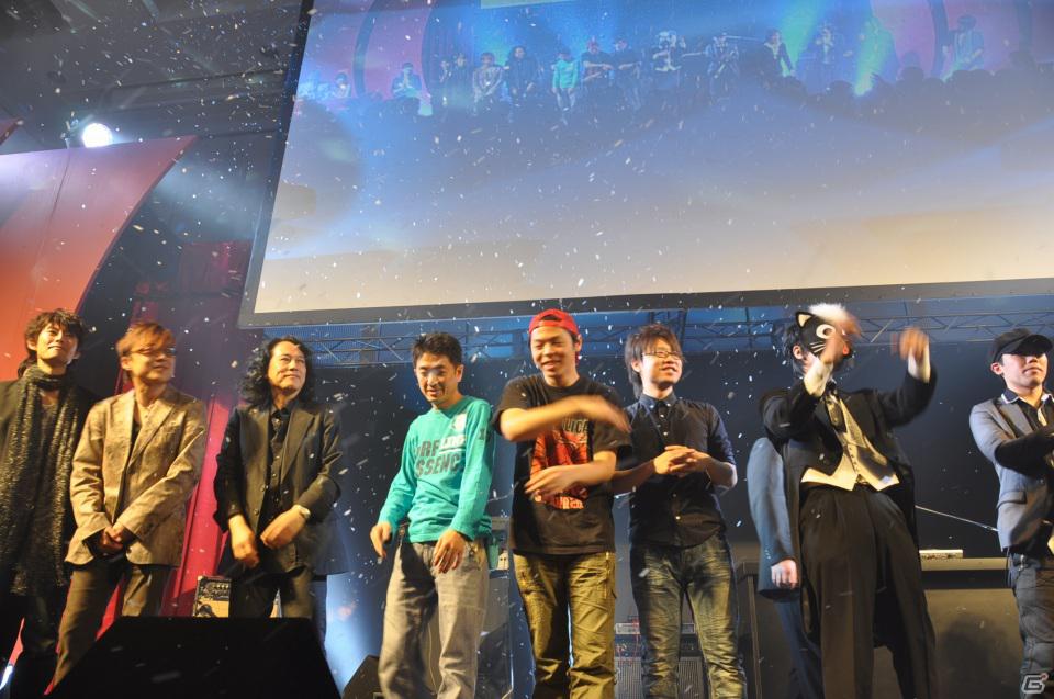 ラストを華々しく飾るスペシャルゲストが登壇！「KONAMI Arcade Championship 2011 グランドフィナーレ ～授賞祝賀会～」イベントレポートの画像275
