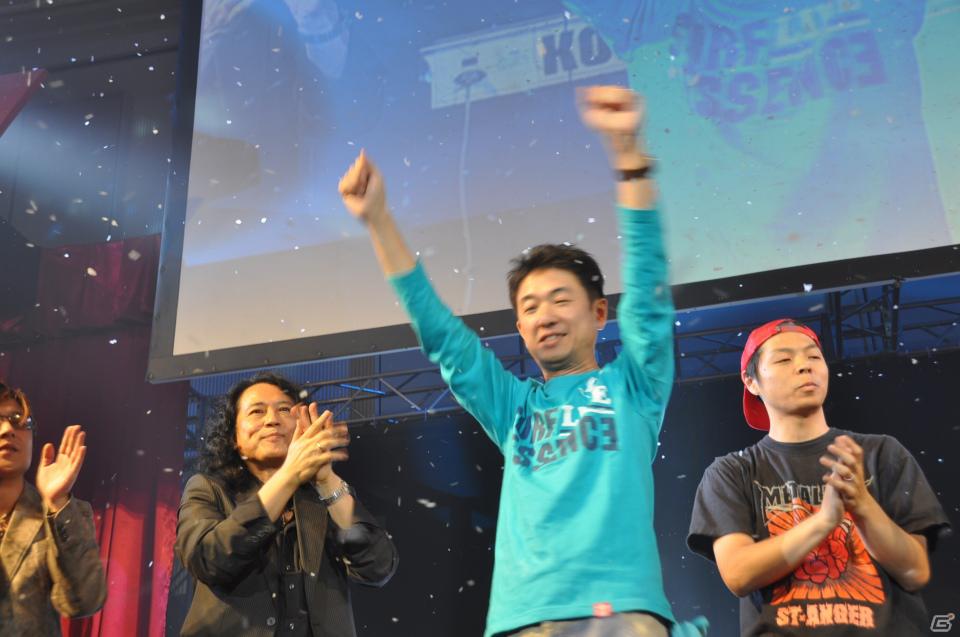 ラストを華々しく飾るスペシャルゲストが登壇！「KONAMI Arcade Championship 2011 グランドフィナーレ ～授賞祝賀会～」イベントレポートの画像281